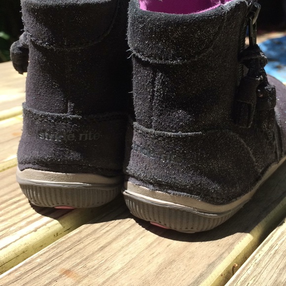 Stride Rite Glitter Suede Ankle Boot 10 - Picture 4 of 8